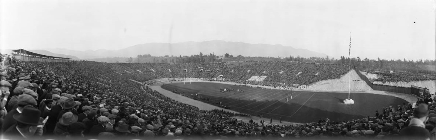 The first New Year's Day game in Rose Bowl stadium was the 1923