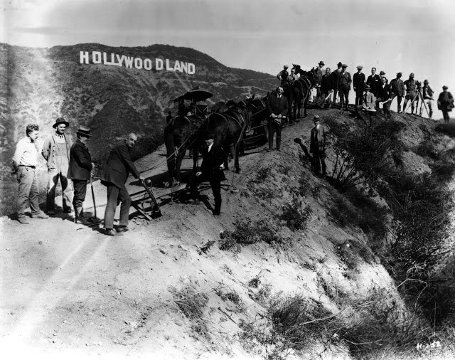 Hollywoodland_Sign.jpg