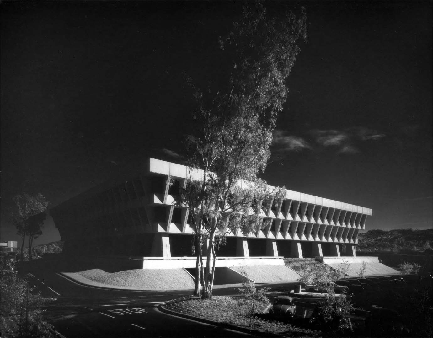 A vintage view from 1970 of a Schnucks in Dellwood. Featured on