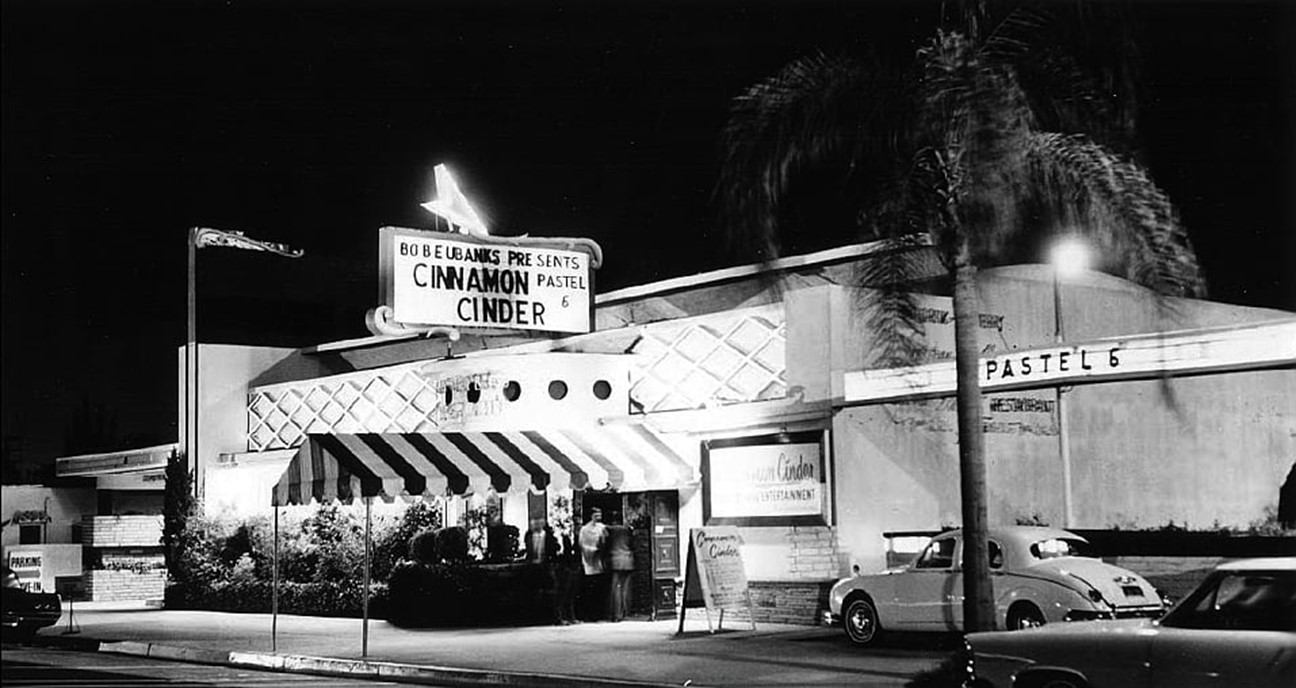 Topanga Theatre in Woodland Hills, CA - Cinema Treasures